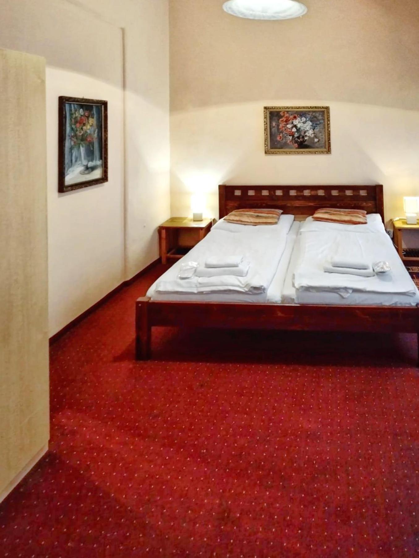Apartamento Delux Kolonada Karlovy Vary Exterior foto
