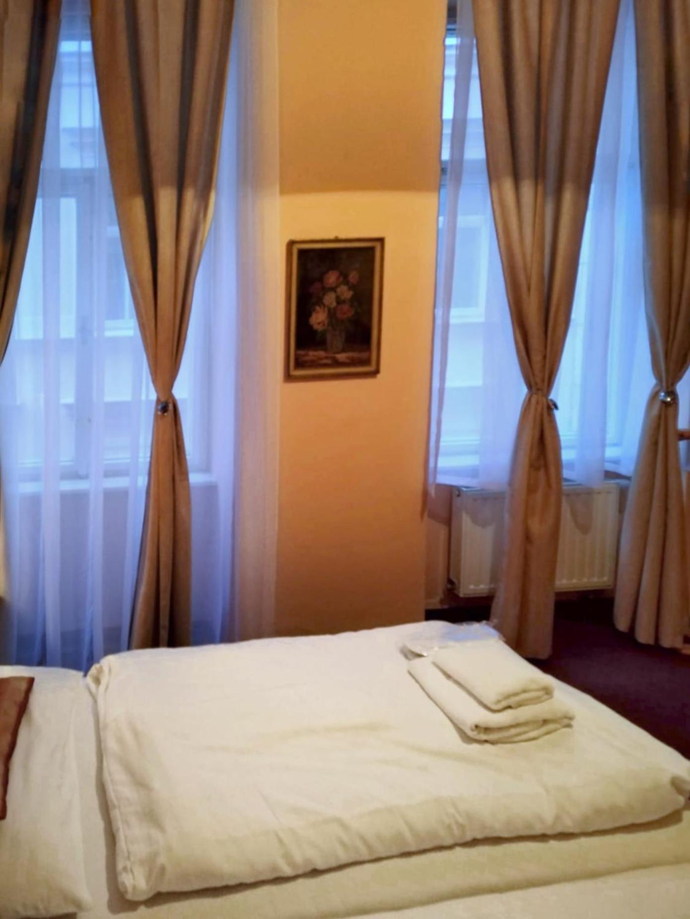 Apartamento Delux Kolonada Karlovy Vary Exterior foto