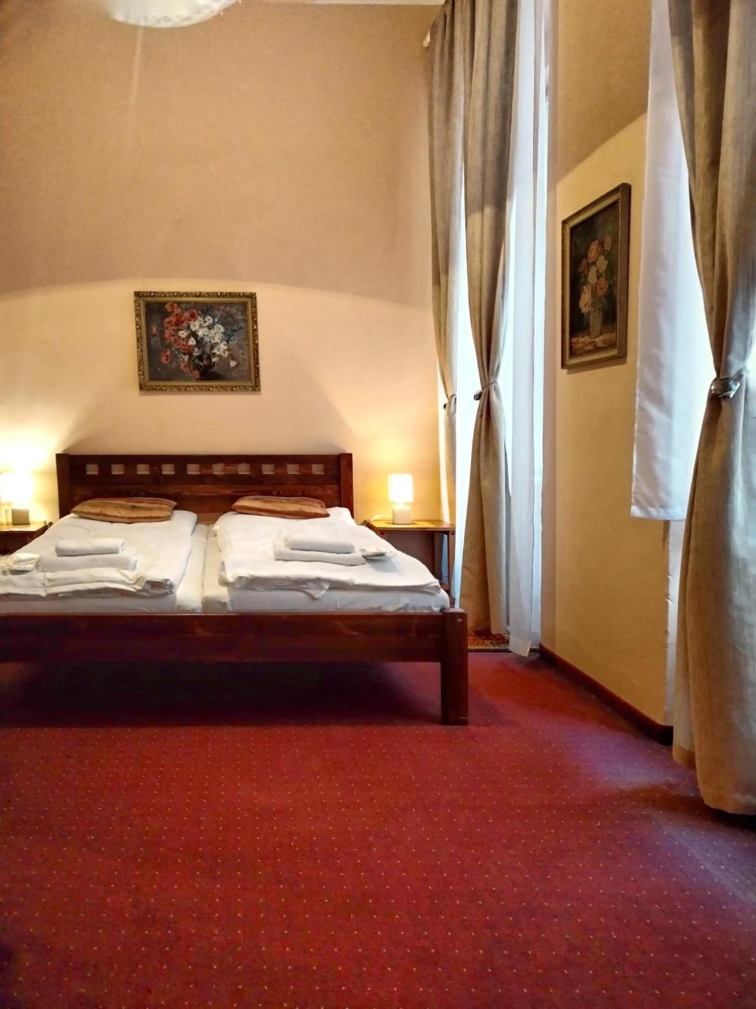 Apartamento Delux Kolonada Karlovy Vary Exterior foto